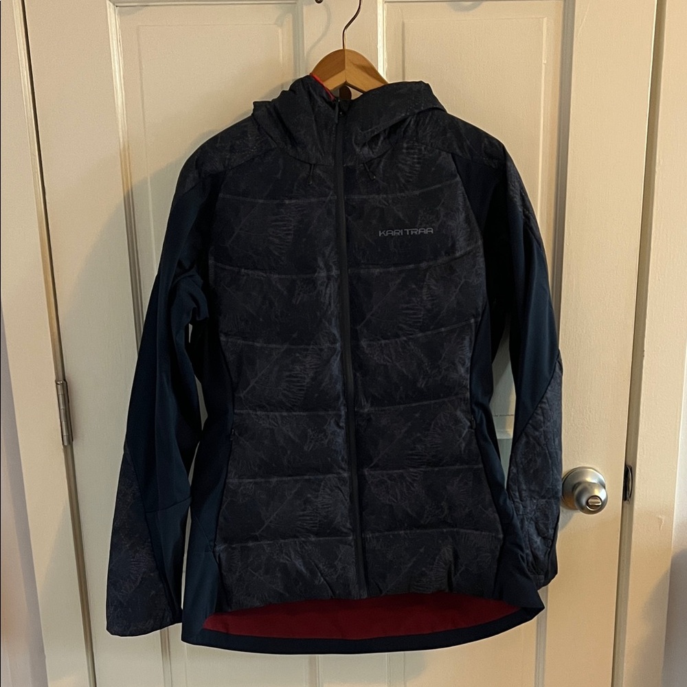 Kari Traa Women's Navy Puffer Jacket -NWT